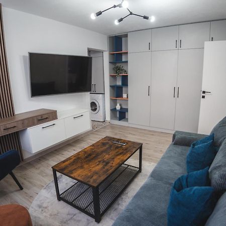 Apartament Iulia Si Alex Curtea De Arges Bagian luar foto